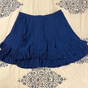 Banana Republic skirt size 0 in blue color
